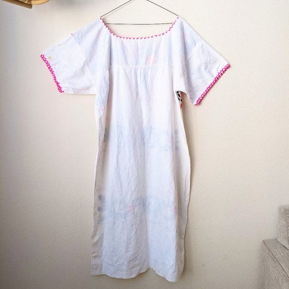 Embroidered Floral Mexican Dress - Picture 5 of 6